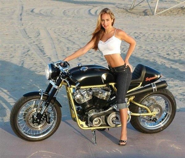 FEMME MOTO