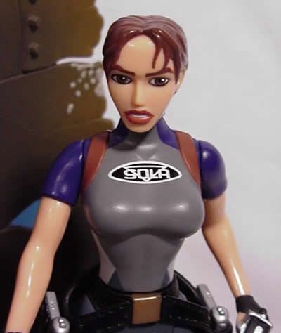 TOM RAIDER FIGURINE