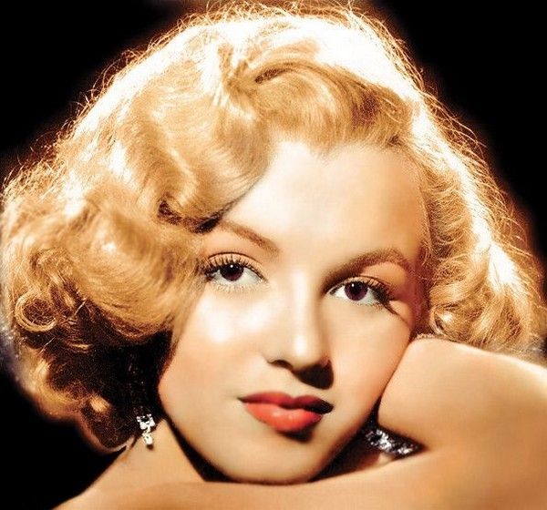 MARILYNE MONROE