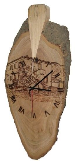 HORLOGE EN BOIS