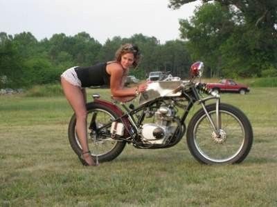 FEMME MOTO