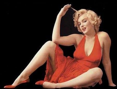 MARILYNE MONROE