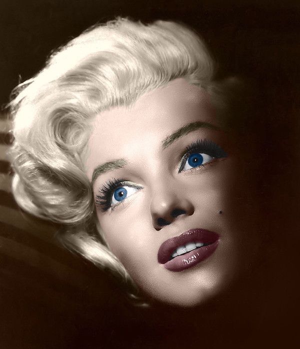 MARILYNE MONROE