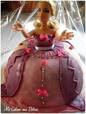 GATEAU POUPEE