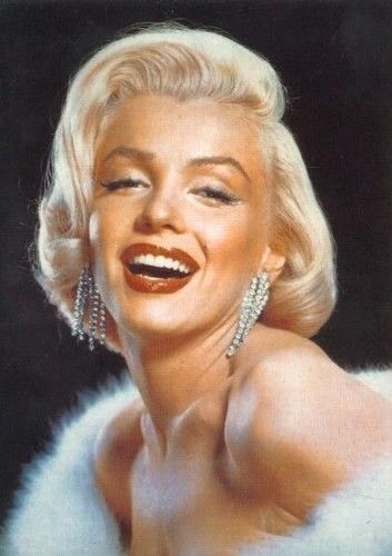 MARILYNE MONROE