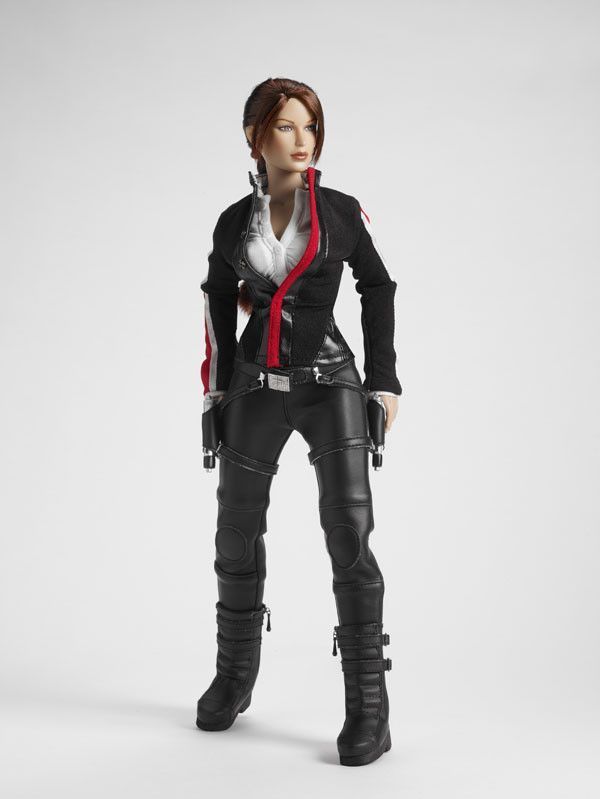 TOM RAIDER FIGURINE