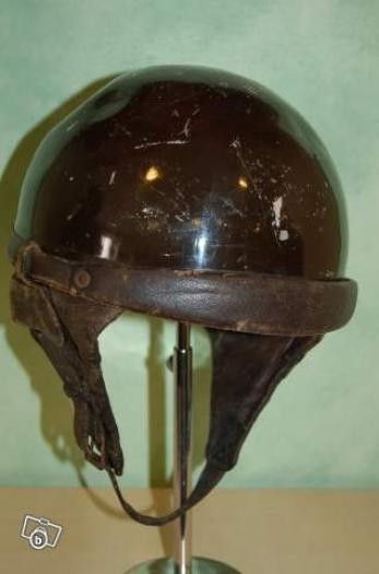 CASQUE ANCIEN ET MILITAIRE