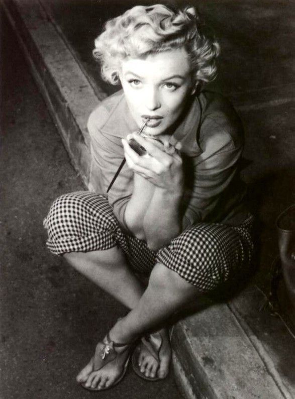 MARILYNE MONROE