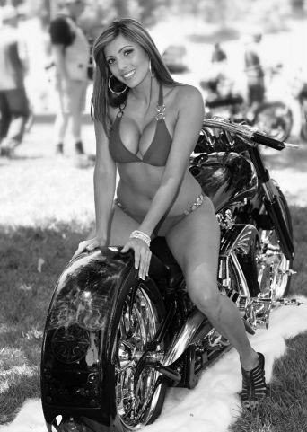 femme moto