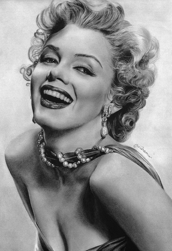 MARILYNE MONROE