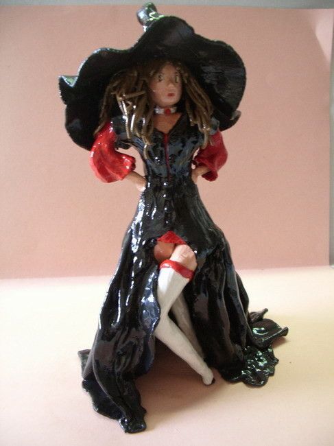 figurine sorciere