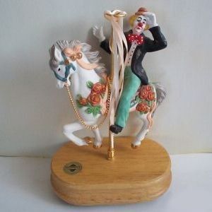 CLOWN FIGURINE