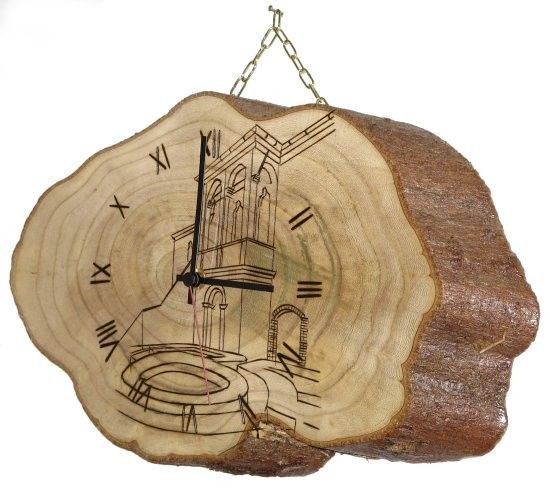 HORLOGE EN BOIS